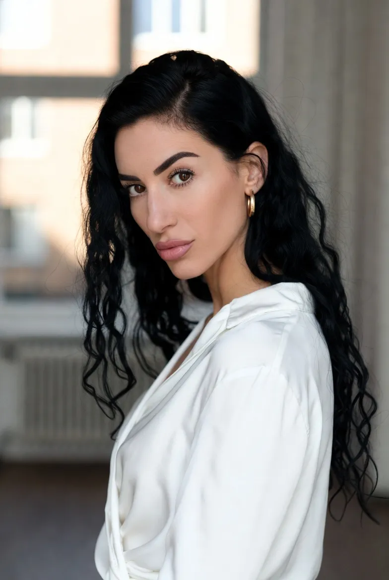 Isabella C. — 2